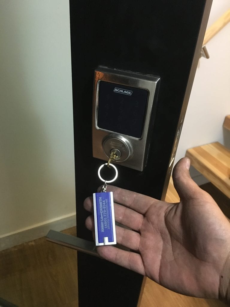 mobile locksmith for door locks